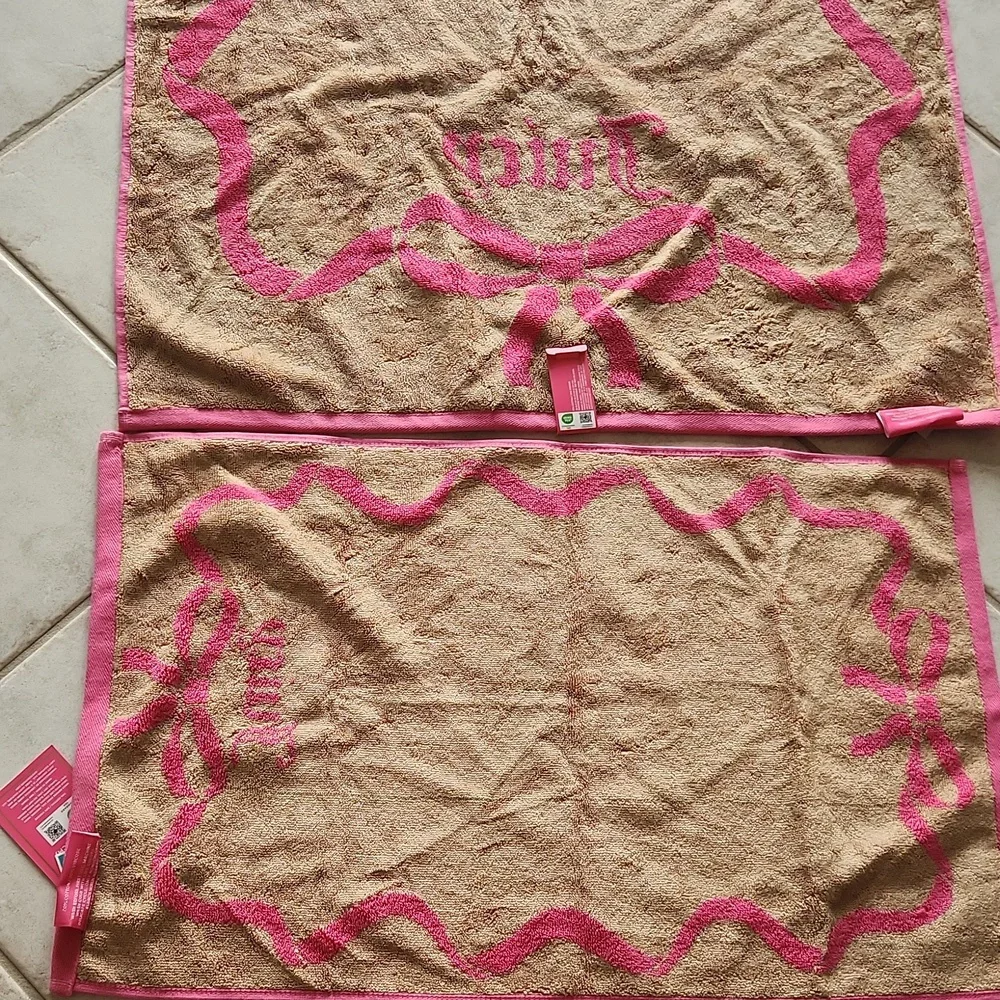 Juicy Couture Set Of 2 Bath Towel And Hand Towel Pink and Gold Towel Set